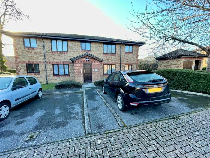 Studio To Rent In Kern Close, Maybush, Southampton, SO16