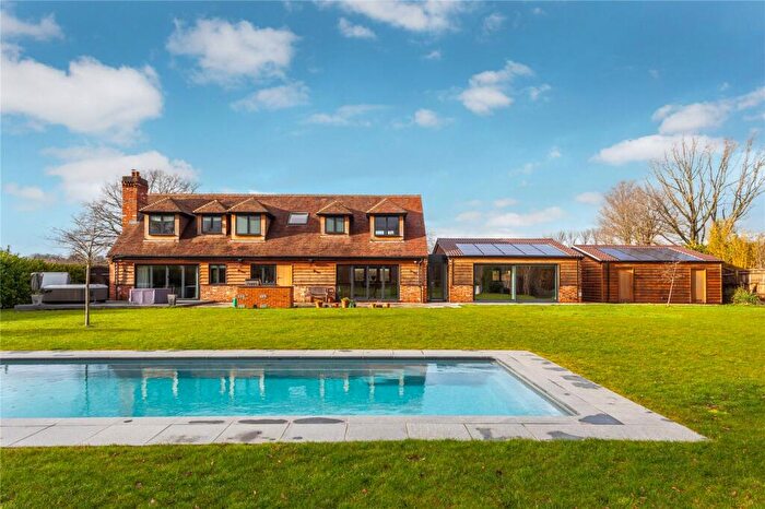 4 Bedroom Detached House For Sale In West End, Waltham St. Lawrence, Berkshire, RG10