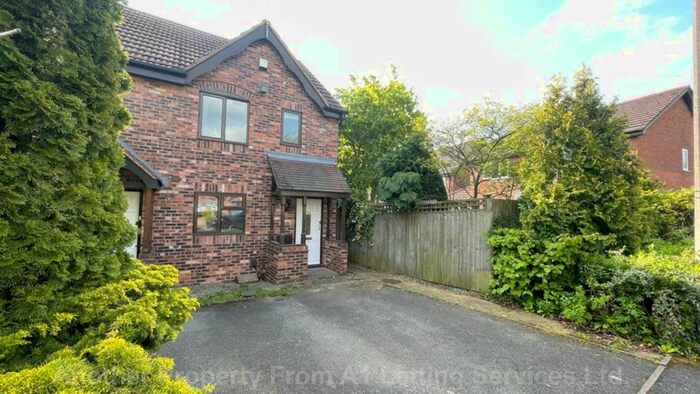 2 Bedroom Semi-Detached House To Rent In Fletcher Grove, Knowle, B93