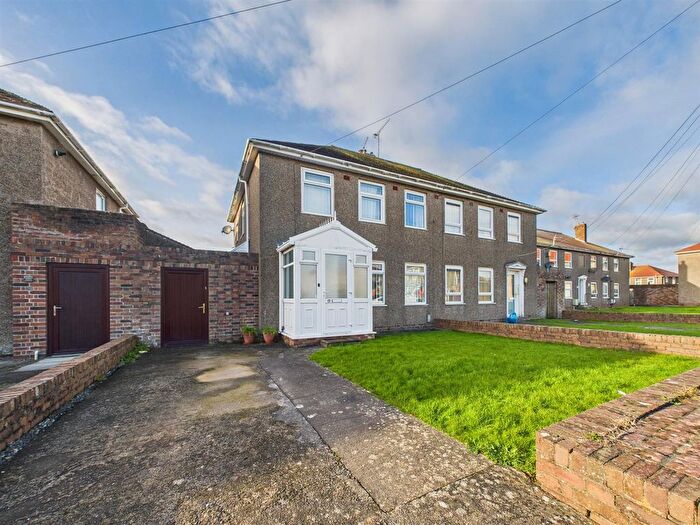 3 Bedroom Semi-Detached House For Sale In Meadow Lane, Porthcawl, CF36