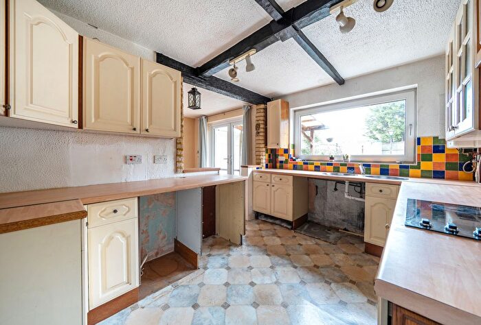 3 Bedroom Semi-Detached House For Sale In Vicarage Road, Coalpit Heath, Bristol, BS36