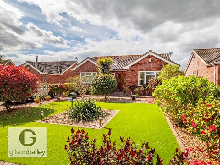 3 Bedroom Detached Bungalow For Sale In Barley Close, Cantley, NR13