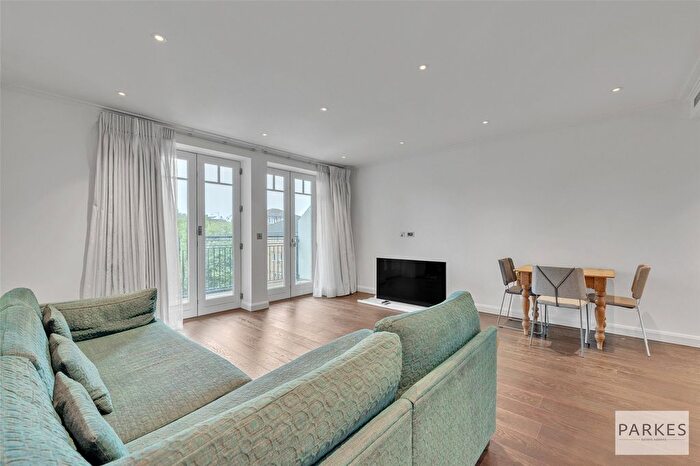 2 Bedroom Flat For Sale In Carnwath Road, London, SW6