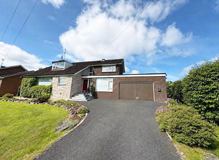 4 Bedroom Detached House For Sale In Knollwood, Banbridge, BT32