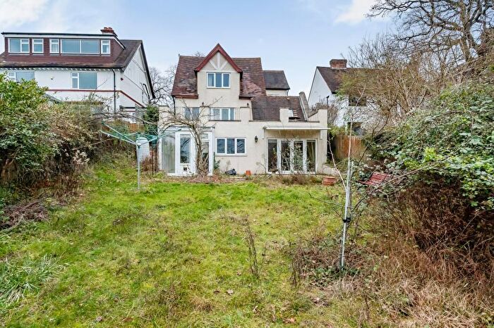 4 Bedroom Detached House For Sale In Reading University / Hospital Borders, Berkshire, RG2