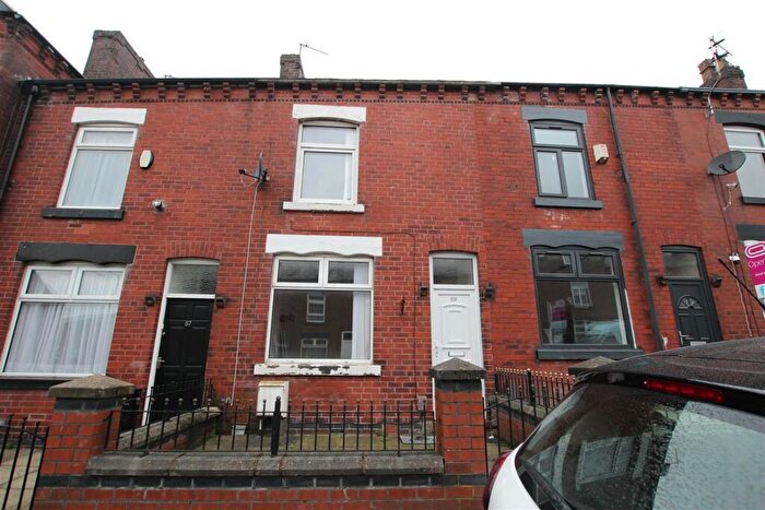 2 Bedroom Terraced House To Rent In Beverley Road, Bolton, BL1