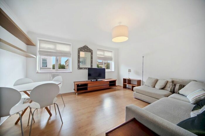 2 Bedroom Flat To Rent In Hartington Road, London, SW8