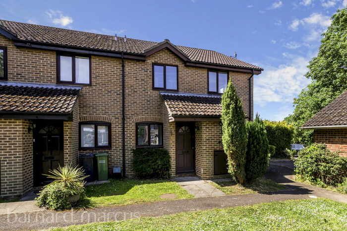 2 Bedroom House To Rent In Bunbury Way, Epsom, KT17