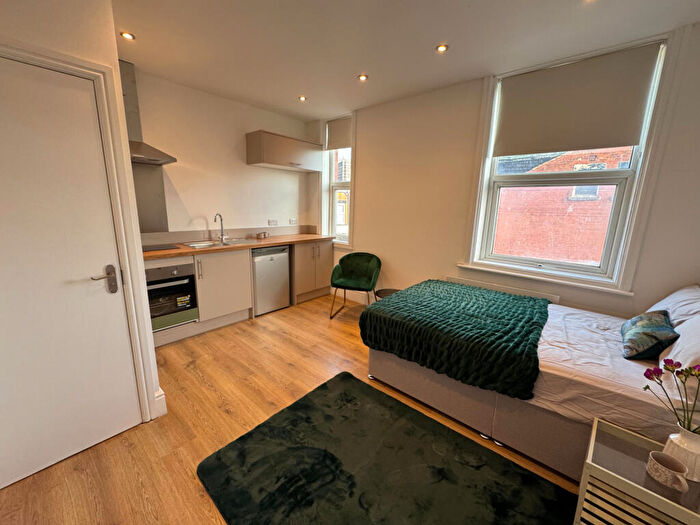 Studio To Rent In Lodge Lane, Beeston, Leeds, West Yorkshire, LS11