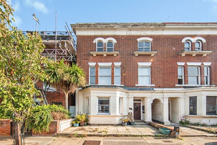 1 Bedroom Apartment For Sale In Roman Road, Colchester, CO1