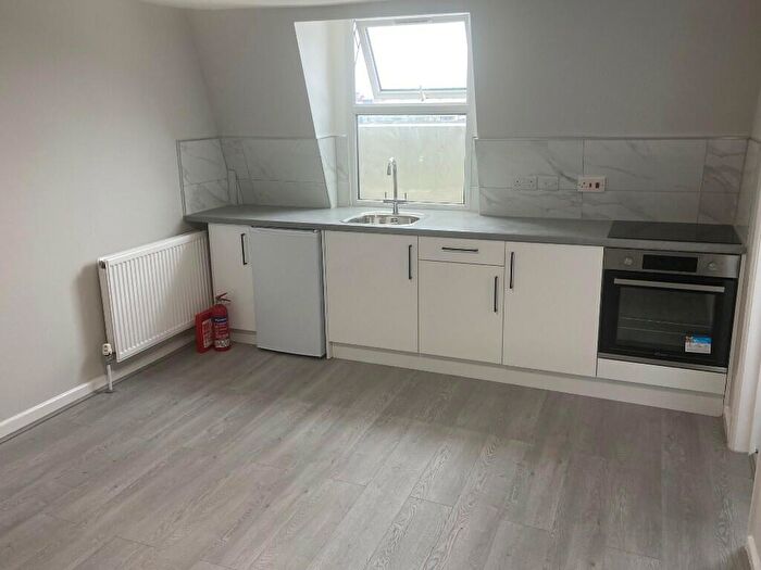 Studio To Rent In Barnsbury Road, London, N1