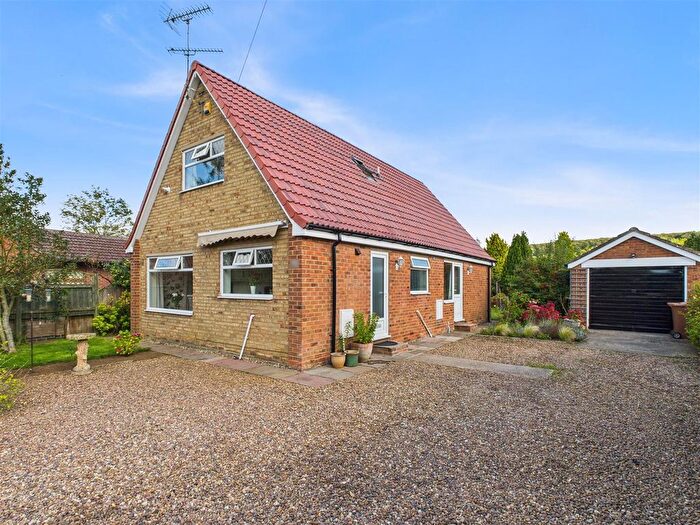 4 Bedroom Detached House For Sale In Rawdale Close, South Cave, HU15