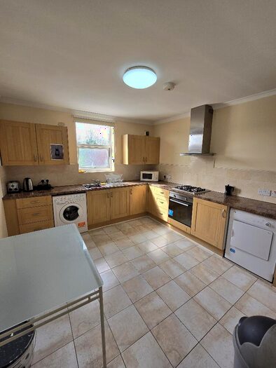 1 Bedroom House Of Multiple Occupation To Rent In Green Lanes, London, N13