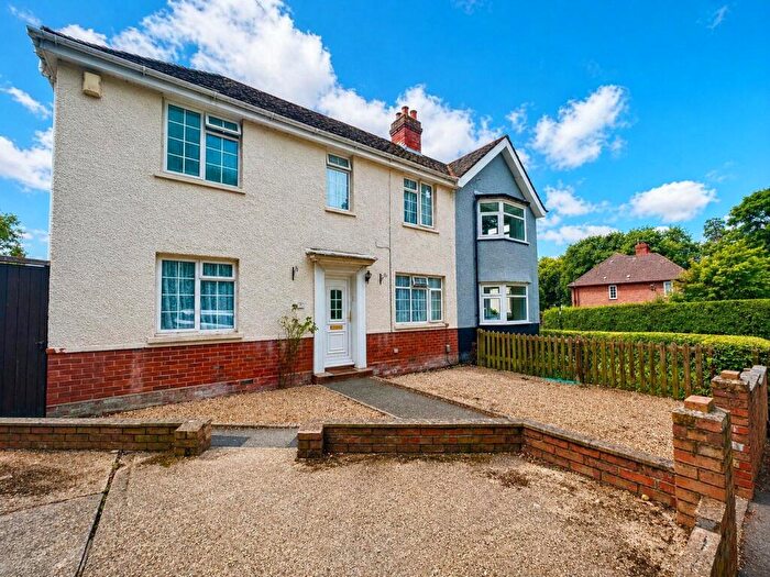 3 Bedroom Semi-Detached House To Rent In Freemantle Common Road, Bitterne, Southampton, SO19