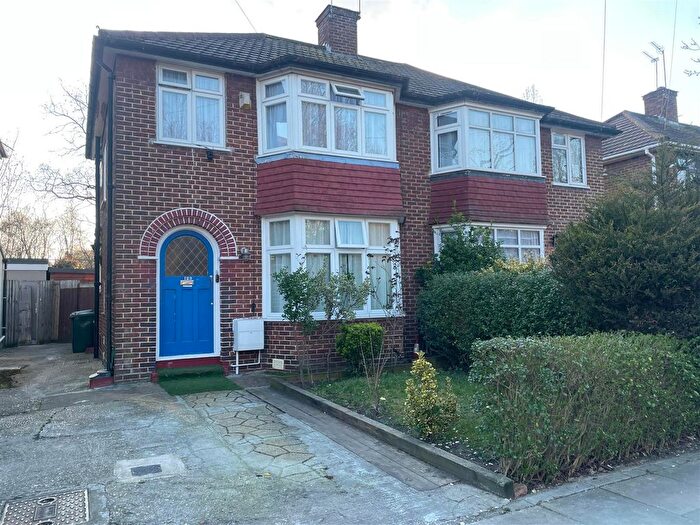 3 Bedroom Semi-Detached House To Rent In Booth Road, London, NW9