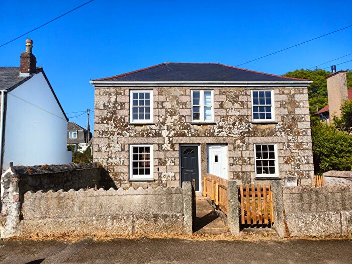2 Bedroom Cottage To Rent In Meneage Road, Helston, TR13