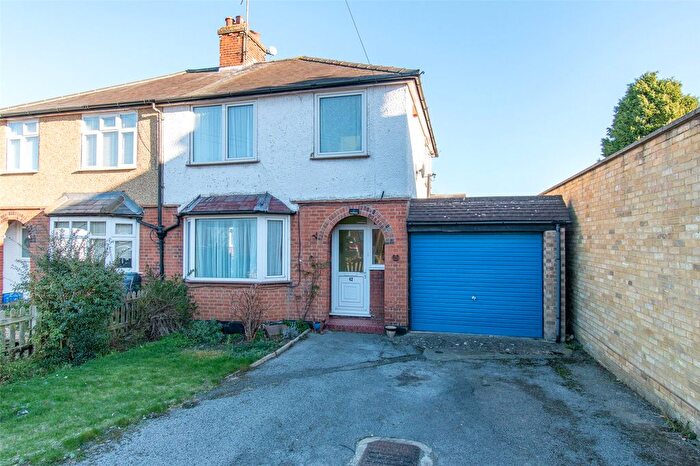 3 Bedroom Semi Detached House For Sale In Brampton Park Road, Hitchin, Hertfordshire, SG5