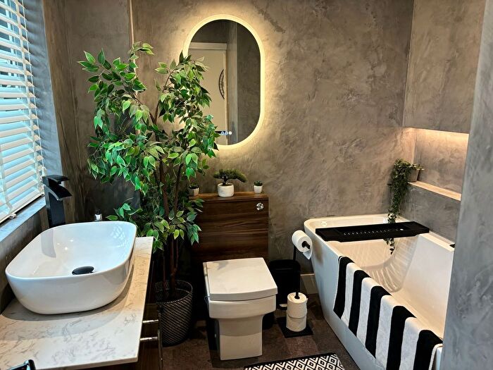 3 Bedroom Terraced House For Sale In Tiverton Drive, Bexhill On Sea, TN40