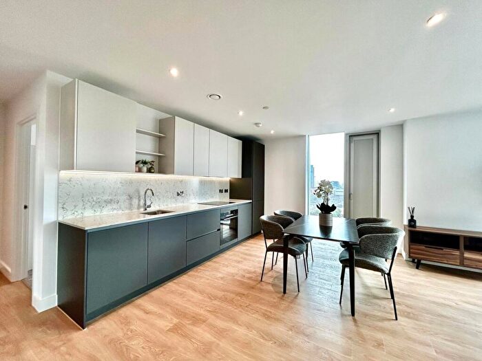 2 Bedroom Apartment To Rent In Dantzic Street, Manchester, M4