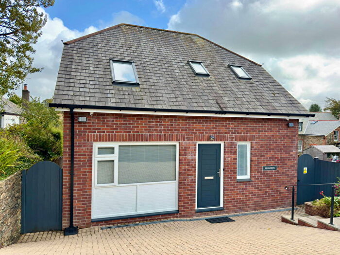 3 Bedroom Detached House For Sale In Sunnyside Meadow, Camelford, PL32