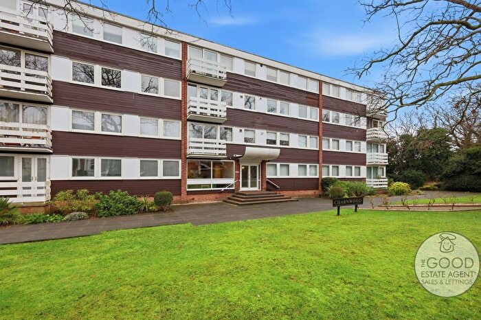 2 Bedroom Flat For Sale In Charnwood, High Road, Buckhurst Hill, IG9