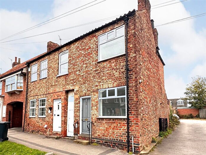 2 Bedroom End Of Terrace House To Rent In Main Street, Fulford, York, YO10