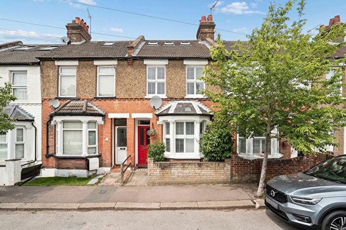 3 Bedroom Terraced House For Sale In Tucker Street, Watford Fields, WD18