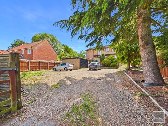 5 Bedroom Detached House For Sale In West End, Old Costessey, NR8