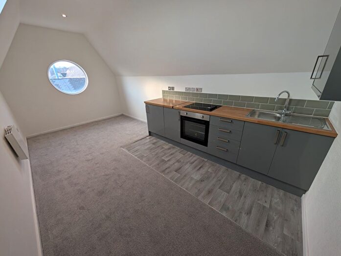 1 Bedroom Flat To Rent In Ruperra Street, Newport, NP20