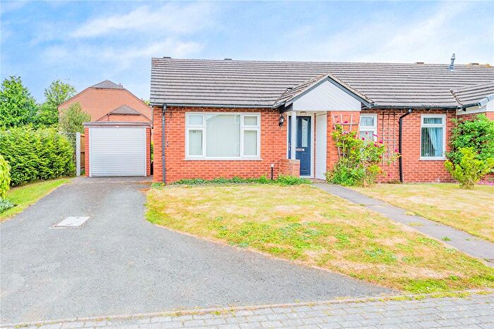 2 Bedroom Bungalow For Sale In Carvers Close, Wellington, Telford, Shropshire, TF1