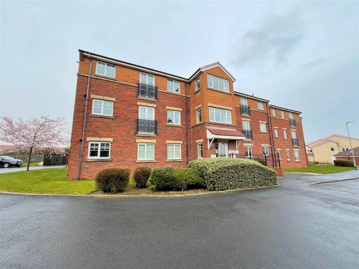 2 Bedroom Flat To Rent In Lady Mantle Close, Hartlepool, TS26