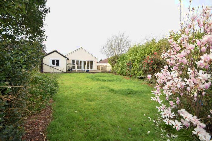 4 Bedroom Bungalow To Rent In Russell Avenue, Spixworth, NR10