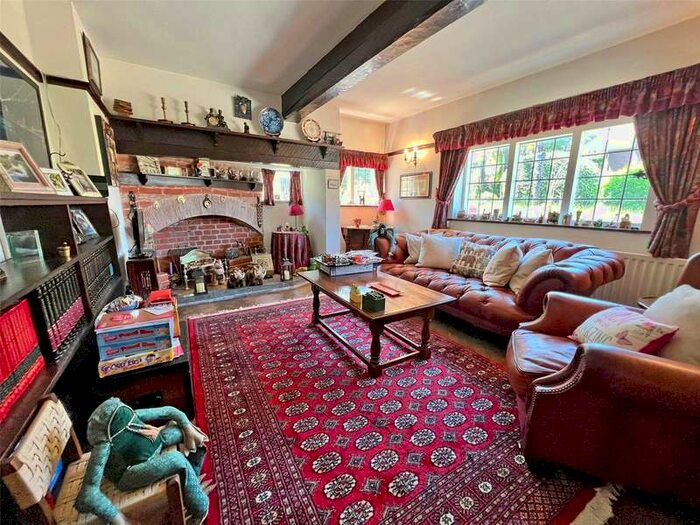 6 Bedroom Detached House For Sale In Danestream, 24 Kivernell Road, Milford On Sea, Lymington, SO41