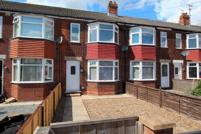 3 Bedroom House To Rent In Foredyke Avenue, Hull, HU7