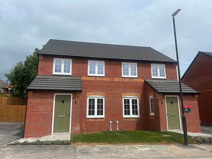 3 Bedroom Semi-Detached House To Rent In Burmese Road, Pinxton, Nottingham, NG16