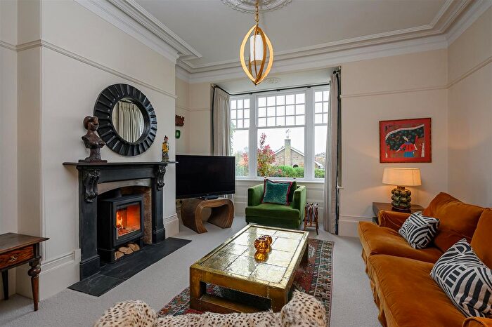 4 Bedroom Town House For Sale In Albemarle Road, York, YO23