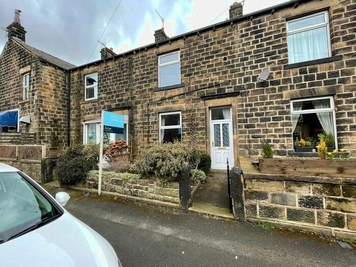 2 Bedroom Detached House To Rent In Leamington Terrace, Ilkley, West Yorkshire, LS29