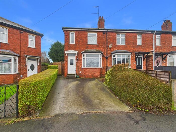 3 Bedroom Terraced House For Sale In The Circle, Hessle, HU13