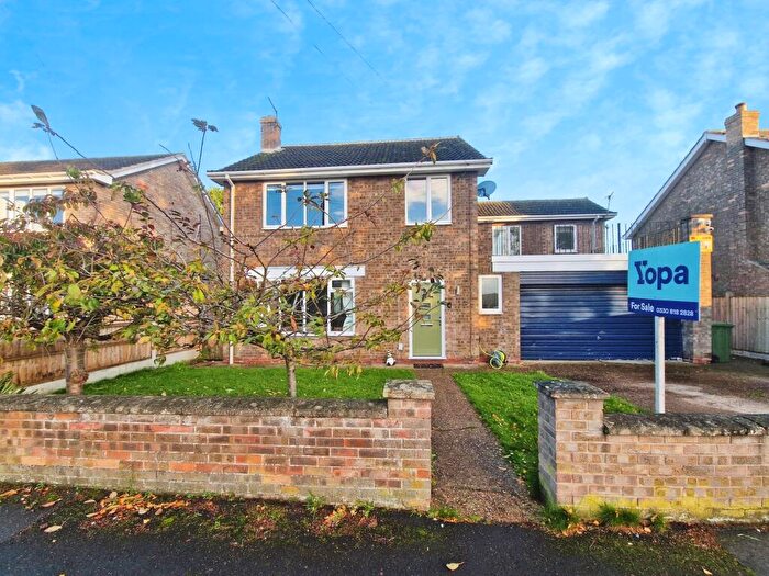 4 Bedroom Detached House For Sale In Weir Road, Westwoodside, Doncaster, DN9