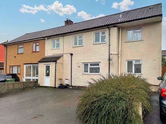 2 Bedroom Flat To Rent In New Cheltenham Road, Kingswood, BS15