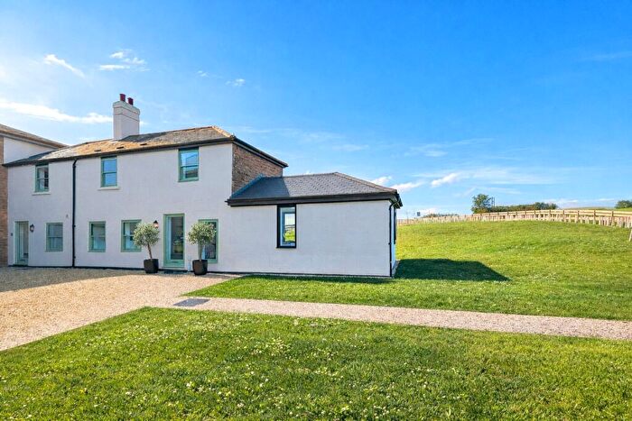 2 Bedroom Barn Conversion For Sale In Broadclyst, Exeter, EX5