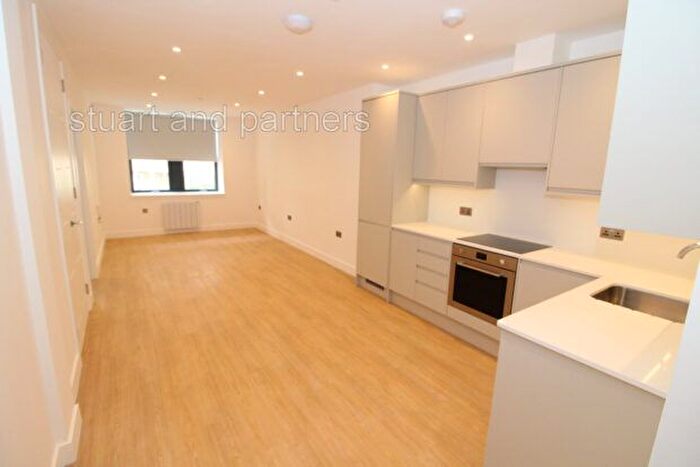 1 Bedroom Property To Rent In Perrymount Road, Haywards Heath, RH16