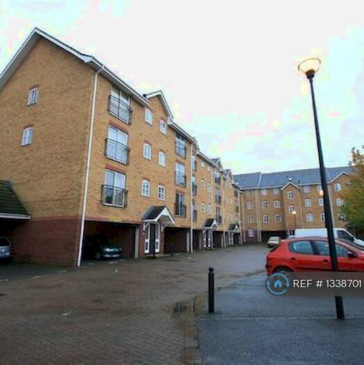 2 Bedroom Flat To Rent In Timber Court, Grays, RM17