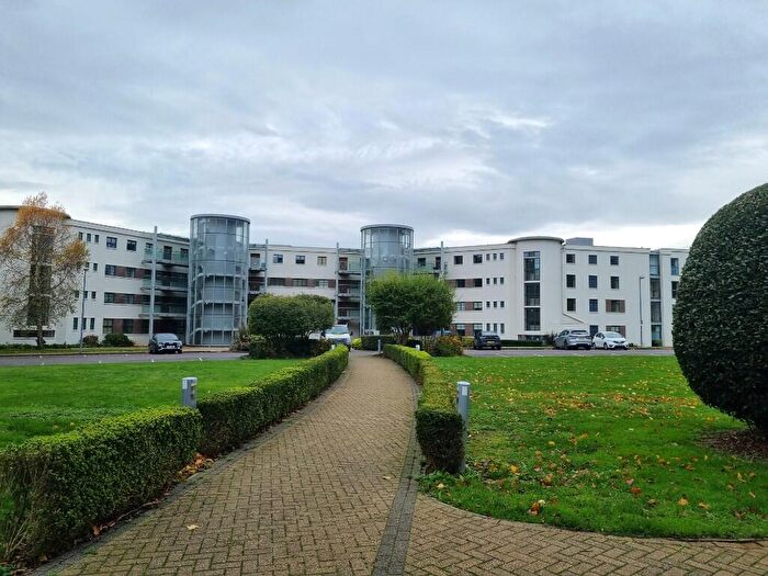 2 Bedroom Flat To Rent In Hayes Road, Sully, Vale Of Glamorgan, CF64