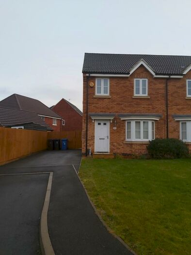 3 Bedroom Semi-Detached House To Rent In Tunstead Drive, Derby, DE73
