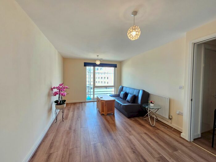 1 Bedroom Flat To Rent In Wilton Road, London, SW1V