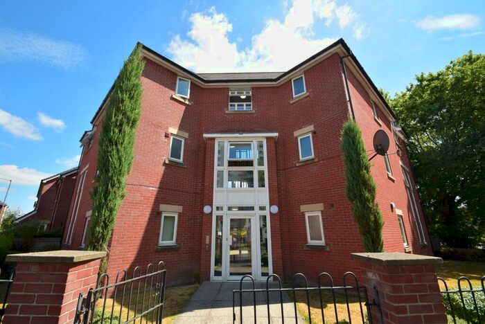 2 Bedroom Flat To Rent In Bold Street, Hulme, Manchester, Greater Manchester, M15