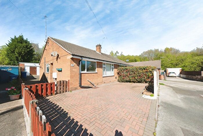 2 Bedroom Bungalow For Sale In Wharf Lane, Chesterfield, Derbyshire, S43