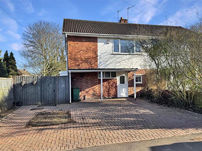 3 Bedroom Semi Detached House For Sale In Rosemead Drive, Oadby., LE2