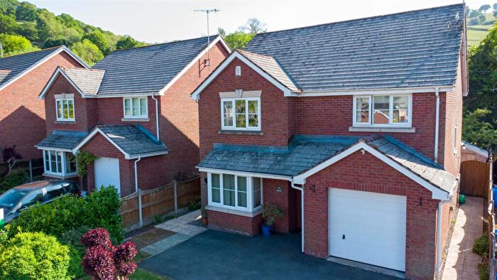 4 Bedroom Detached House For Sale In Maes Y Glyn, Glyndyfrdwy, LL21